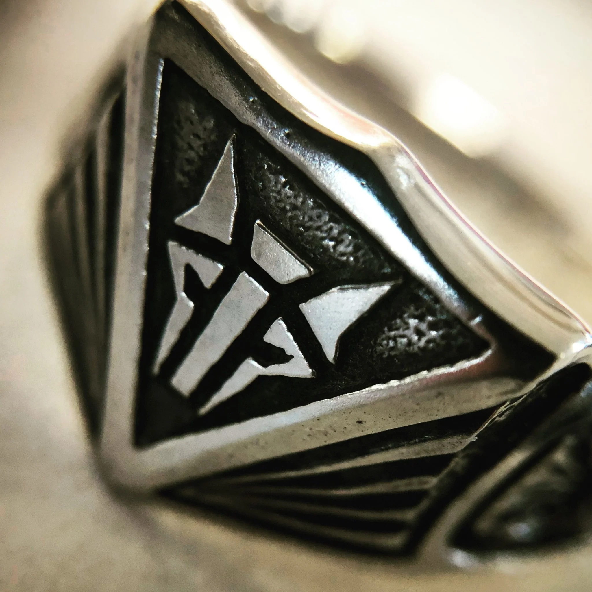 House Mars Institute Ring - Image 12