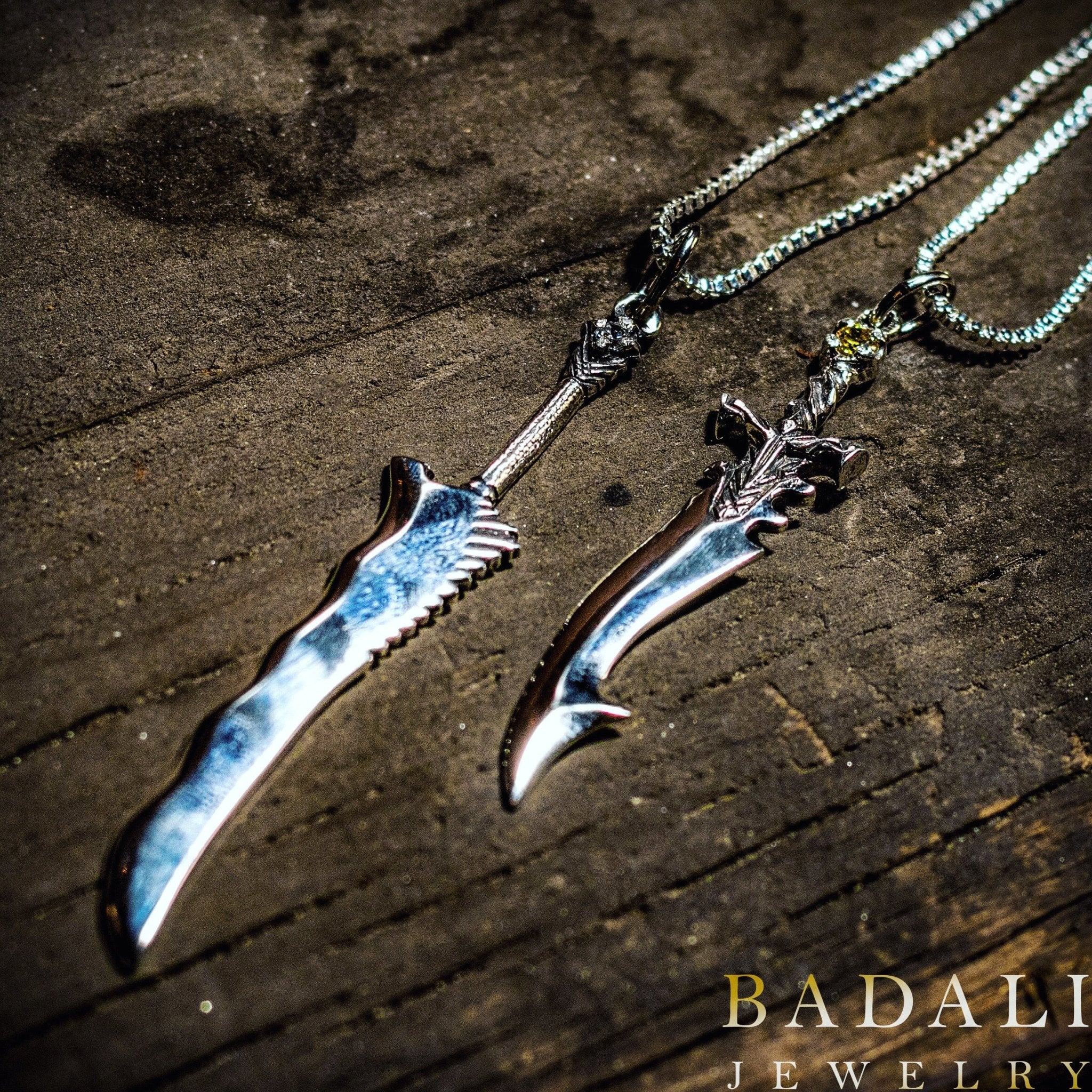 Mayalaran Shardblade Pendant - Image 7