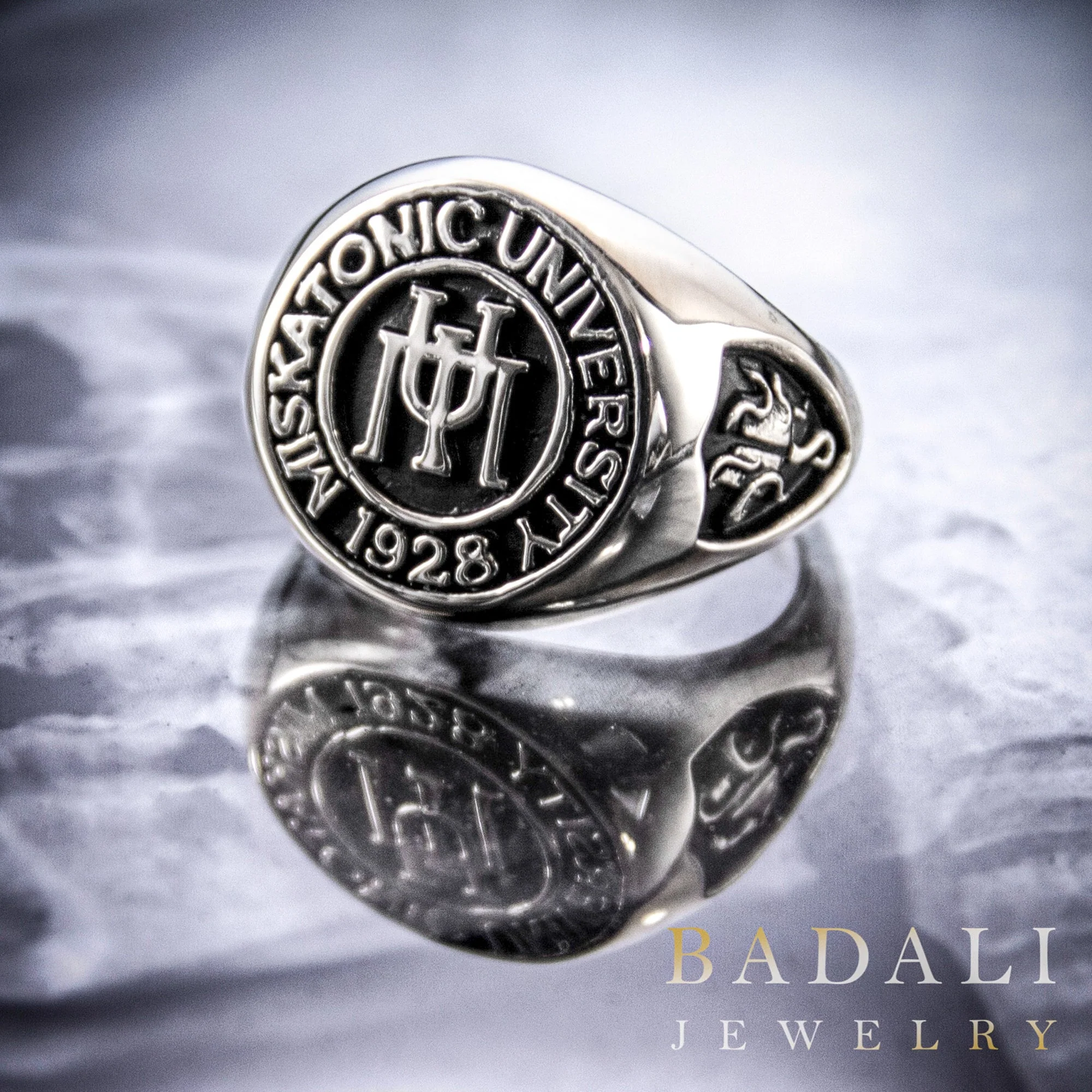 Miskatonic University Class Ring - Sterling Silver - Image 2