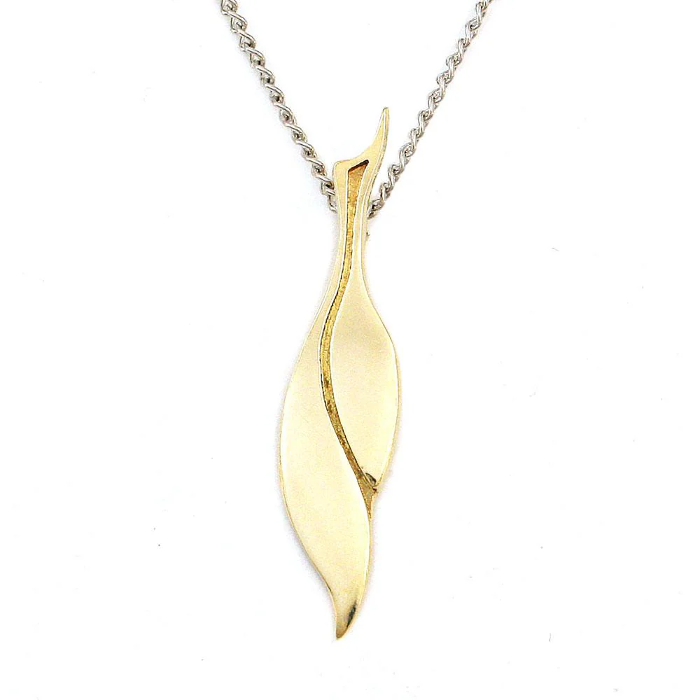 Powisienne Symbol Pendant - Image 4